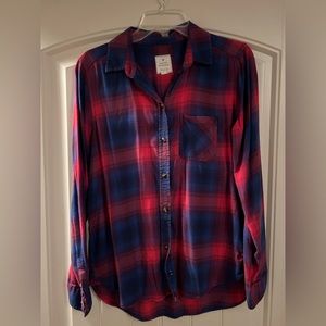 American Eagle button down shirt